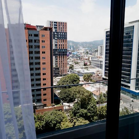 Apartamento De Lujo En Zona 10 Гватемала Экстерьер фото