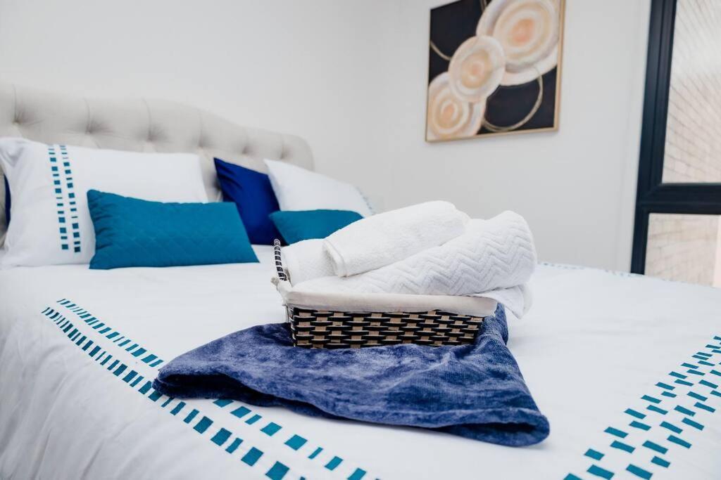 Apartamento De Lujo En Zona 10 Гватемала Экстерьер фото