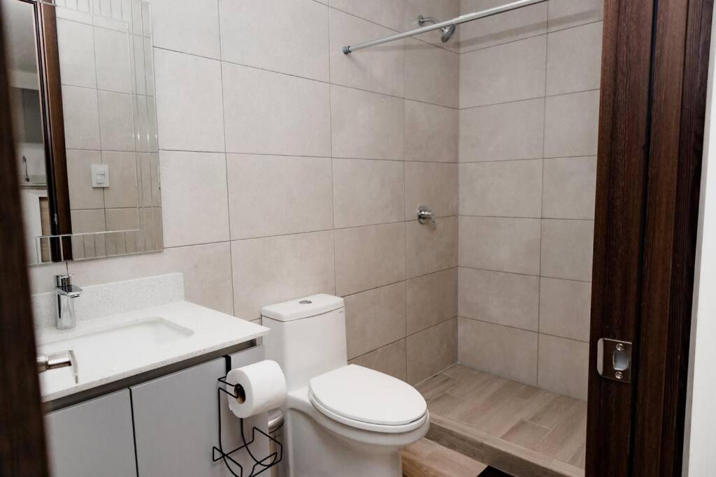 Apartamento De Lujo En Zona 10 Гватемала Экстерьер фото